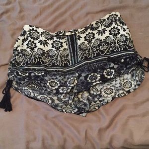 Kendall& Kylie shorts